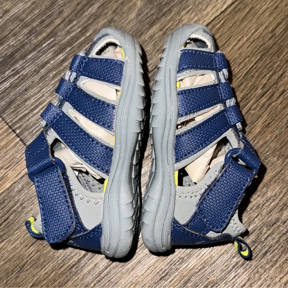 Bullfrogs Sandals Shoes Closed Toe Toddler Boys Gray Blue Sz 2 M Beach NWT
